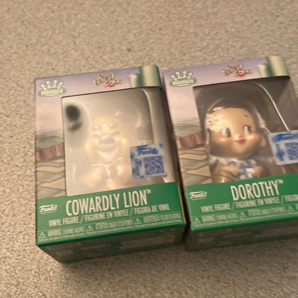 Wizard of oz figures